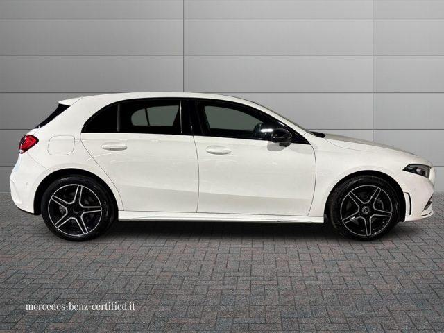 MERCEDES-BENZ A 250 e hybrid EQ Premium