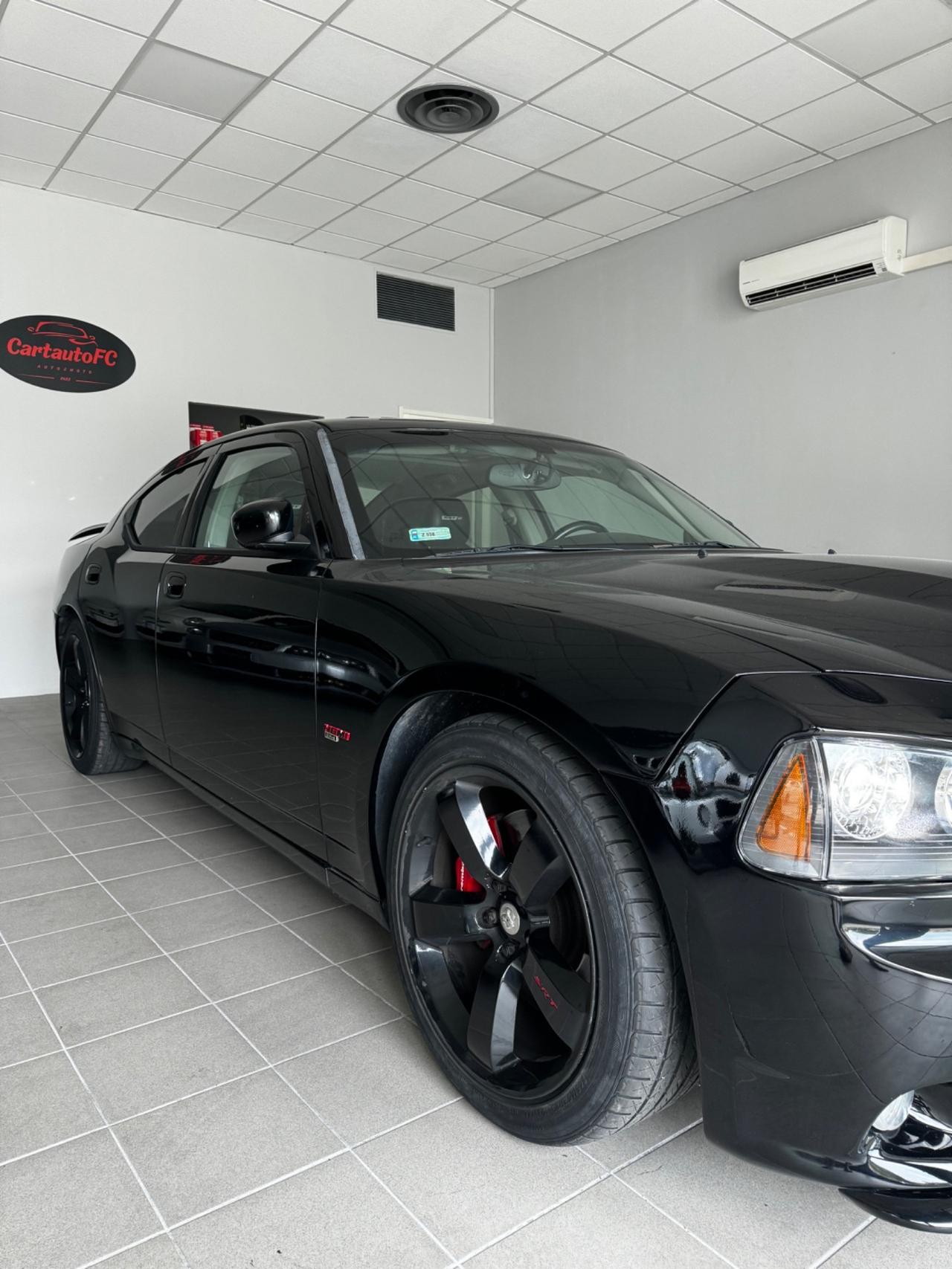 Dodge Charger 6.1 SRT8 HEMI