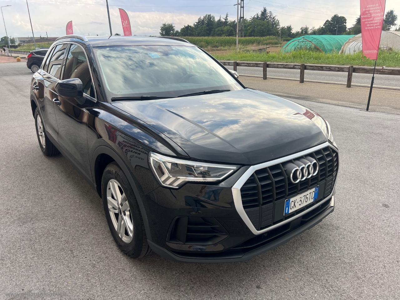 AUDI Q3 35 TDI S tronic Business CAMERA NAVI IVA ESPOSTA