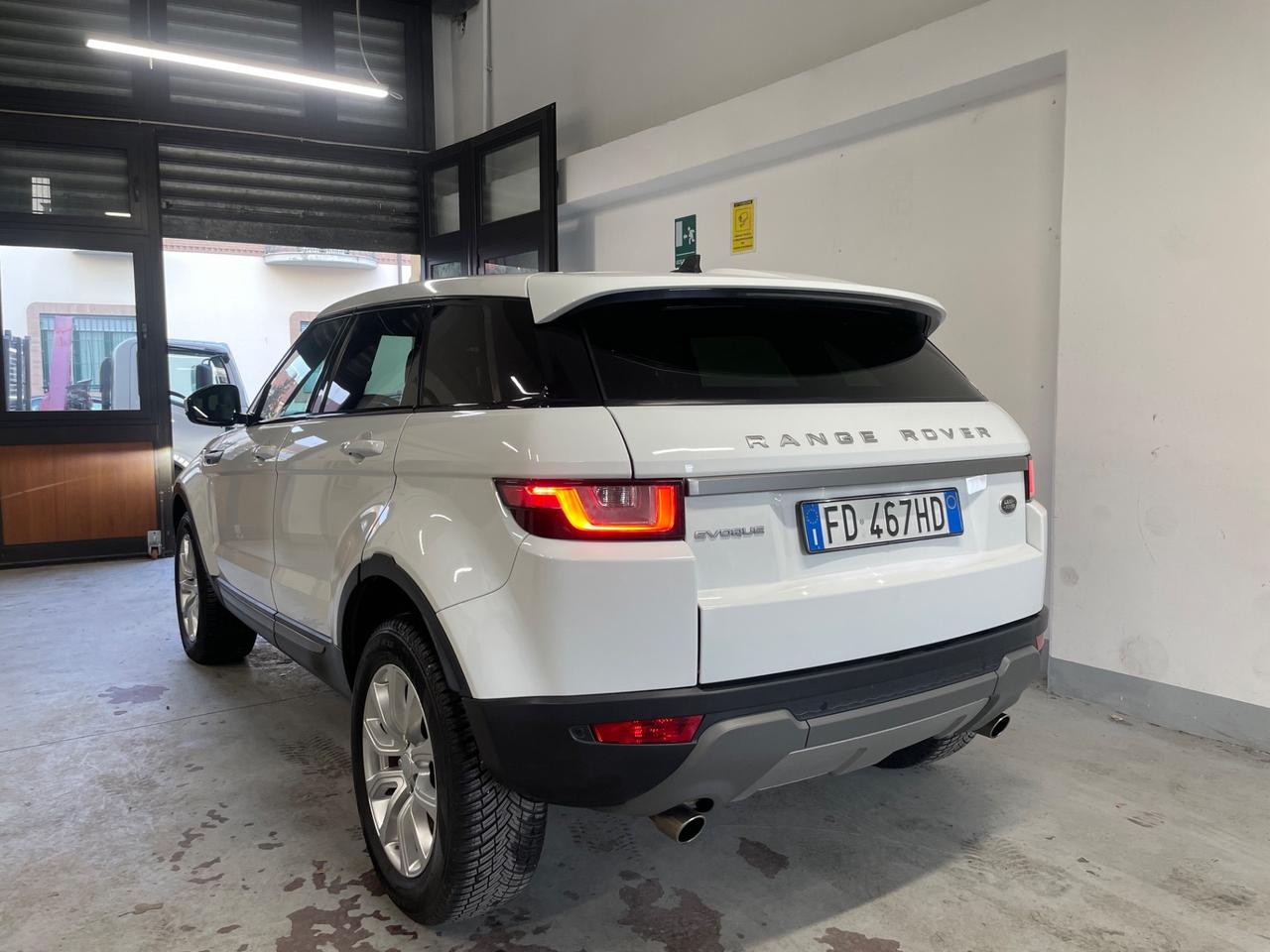Land Rover Range Evoque 2.0 TD4 150 CV 5p. SE Dynamic