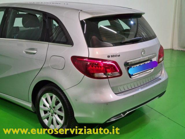 MERCEDES-BENZ B 180 d Automatic Sport