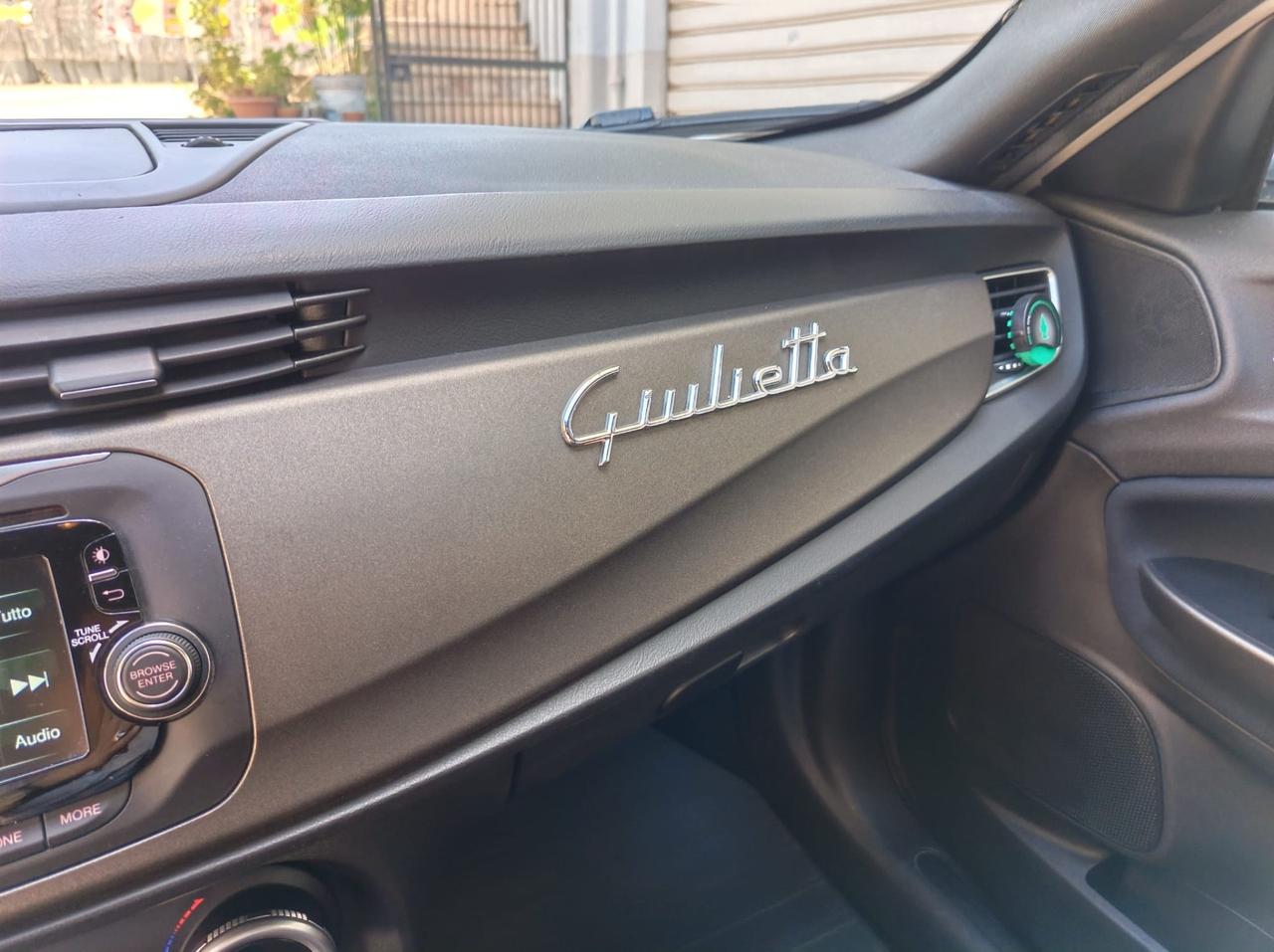 Alfa Romeo Giulietta 1.6 JTDm-2 105 CV Distinctive
