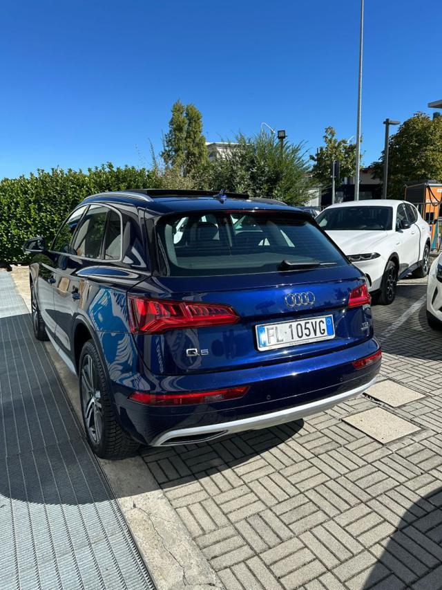 AUDI Q5 2.0 TDI 190 CV quattro S tronic Business Sport