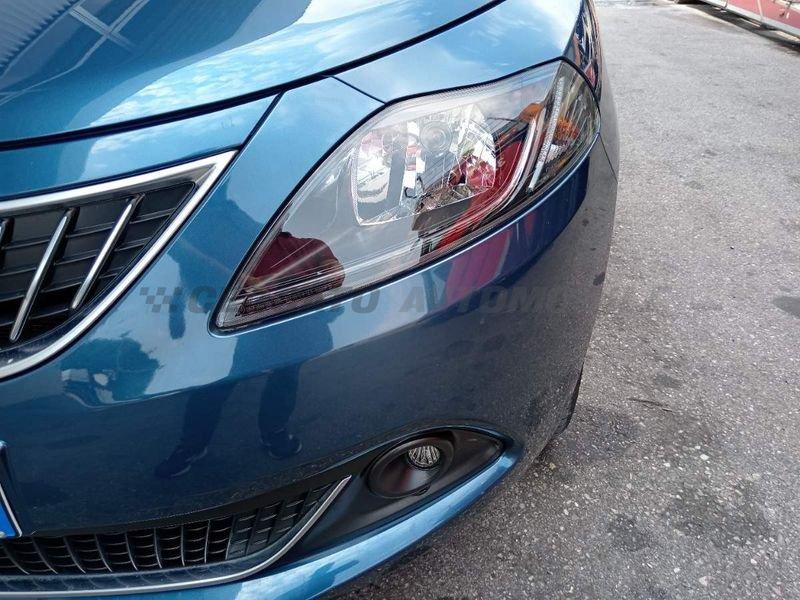 Lancia Ypsilon Ypsilon 1.0 firefly hybrid Platino s&s 70cv