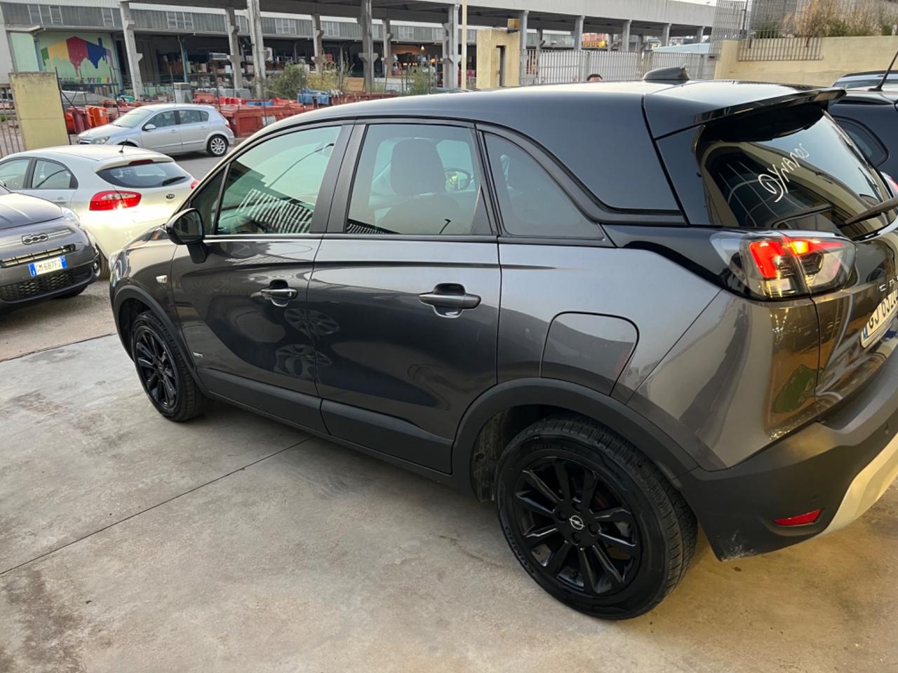 Opel Crossland 2022 BENZINA 110cv full optional