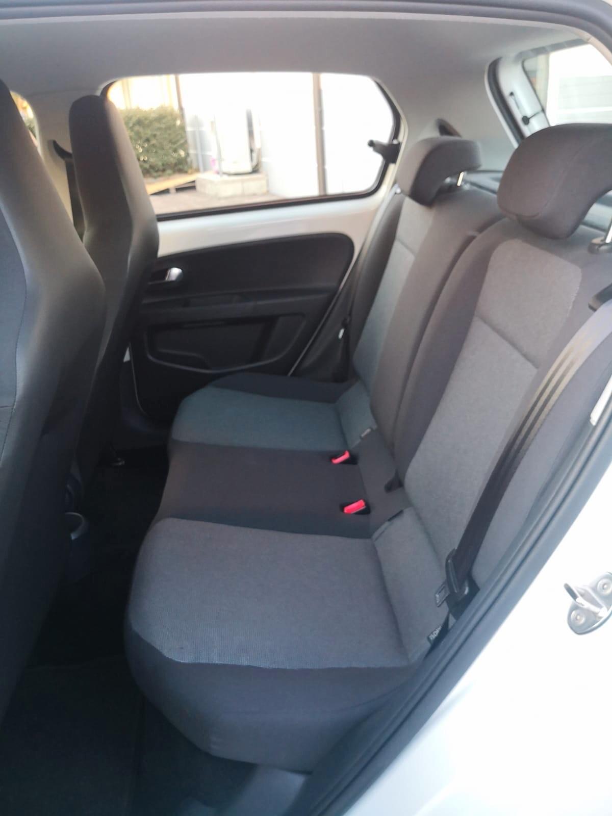 Volkswagen up! 1.0 METANO 5 porte