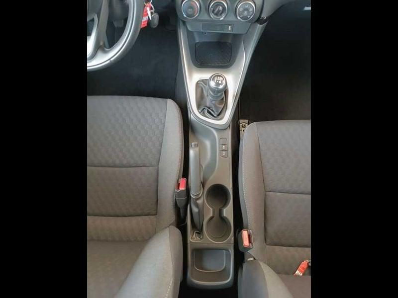 Toyota Yaris 4ª serie 1.0 5 porte Active
