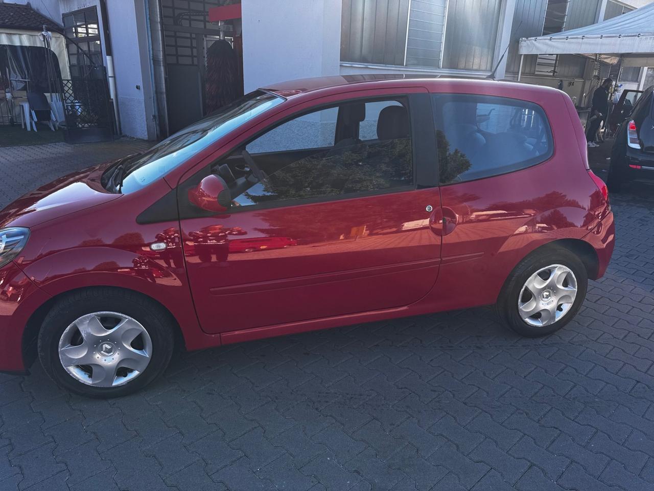 Renault Twingo 1.2 GPL Le Iene neopatentati
