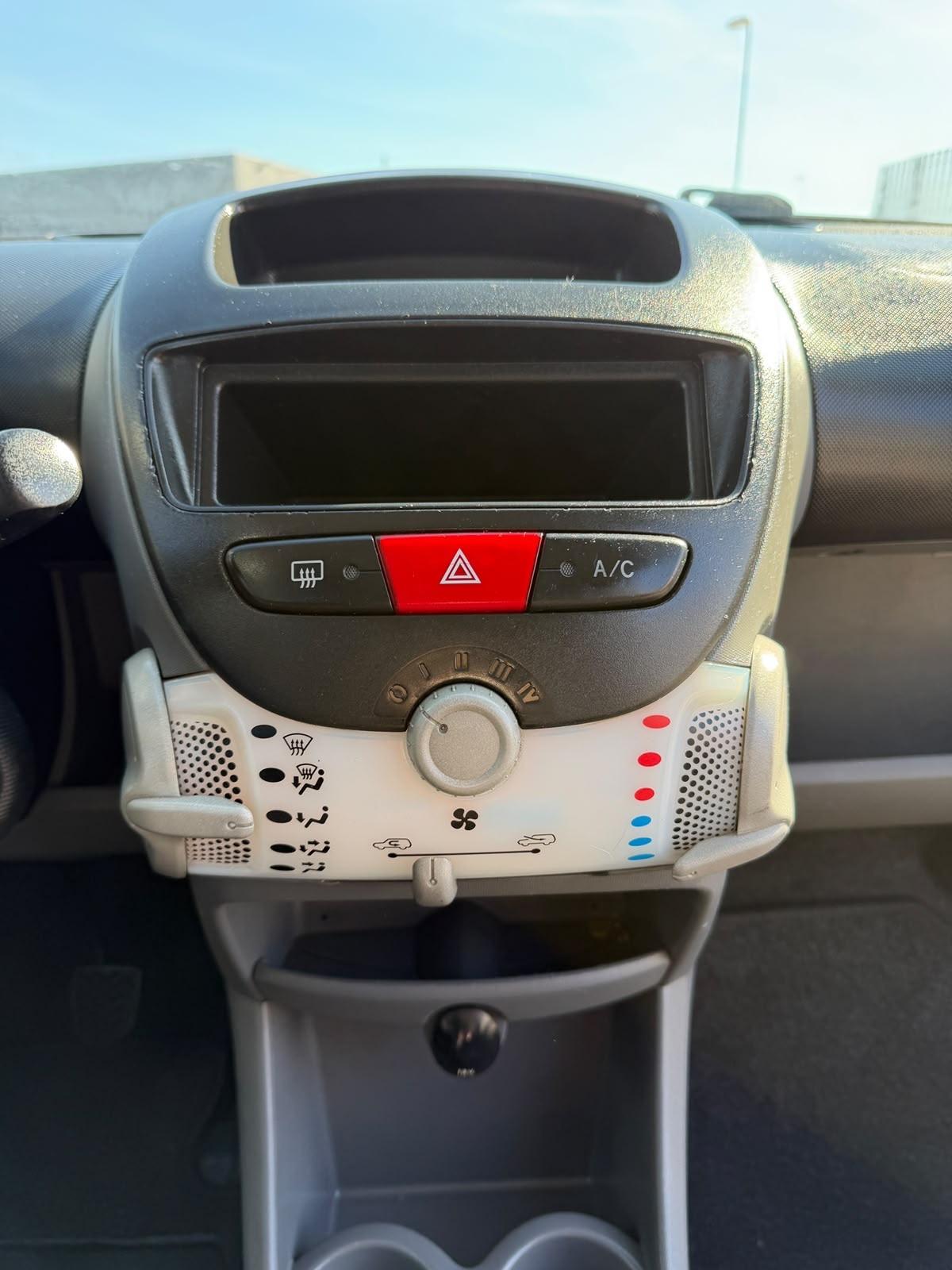 Toyota Aygo 118000 KM GARANZIA 12 MESI