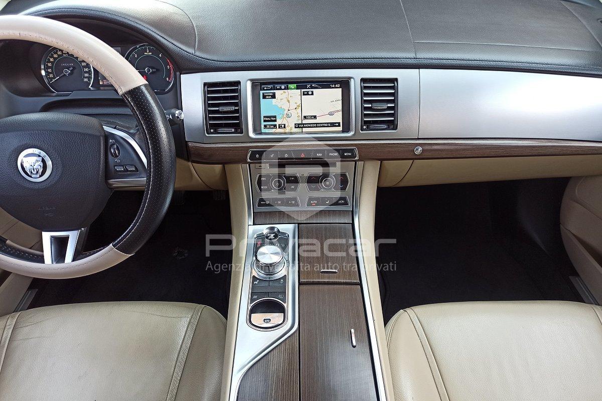 JAGUAR XF 3.0 DS V6 Luxury