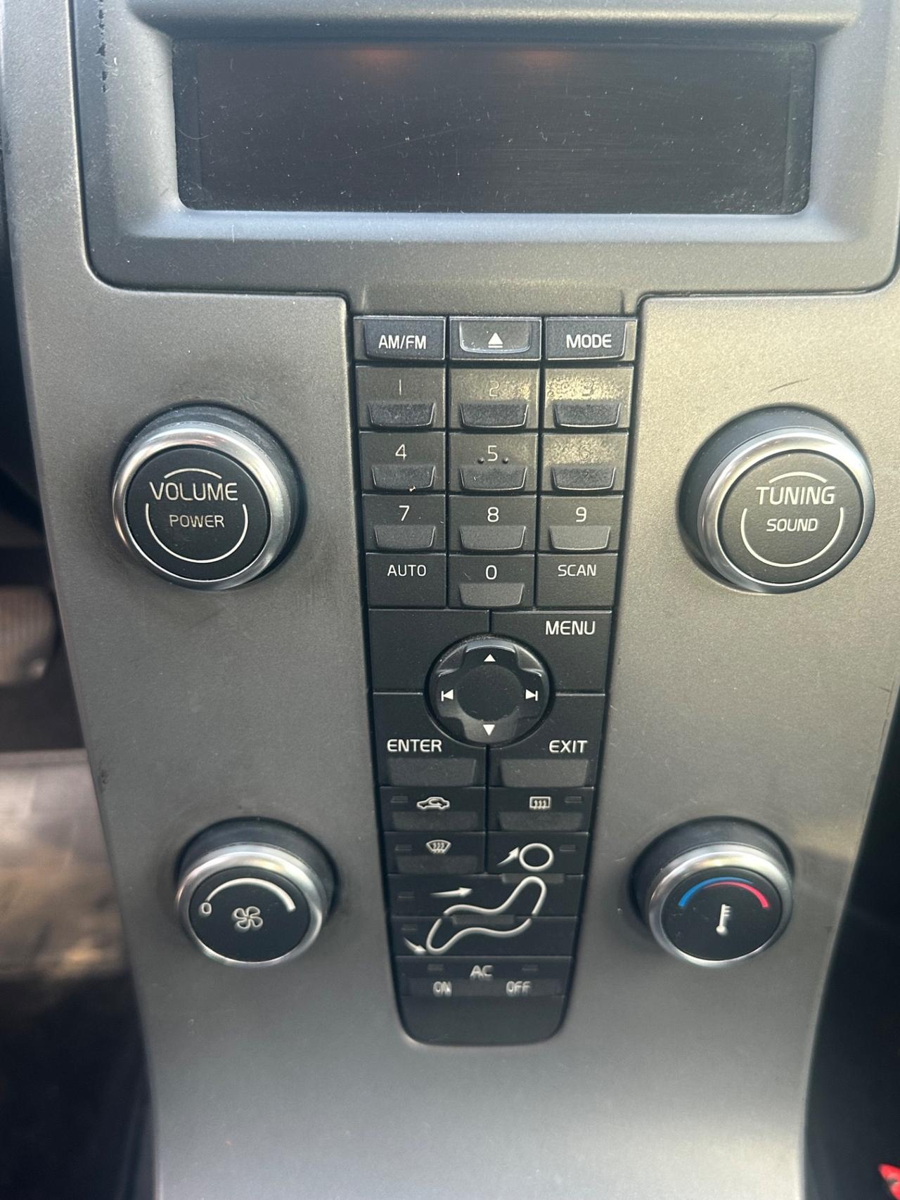 Volvo S40 1.6 16V cat Summum