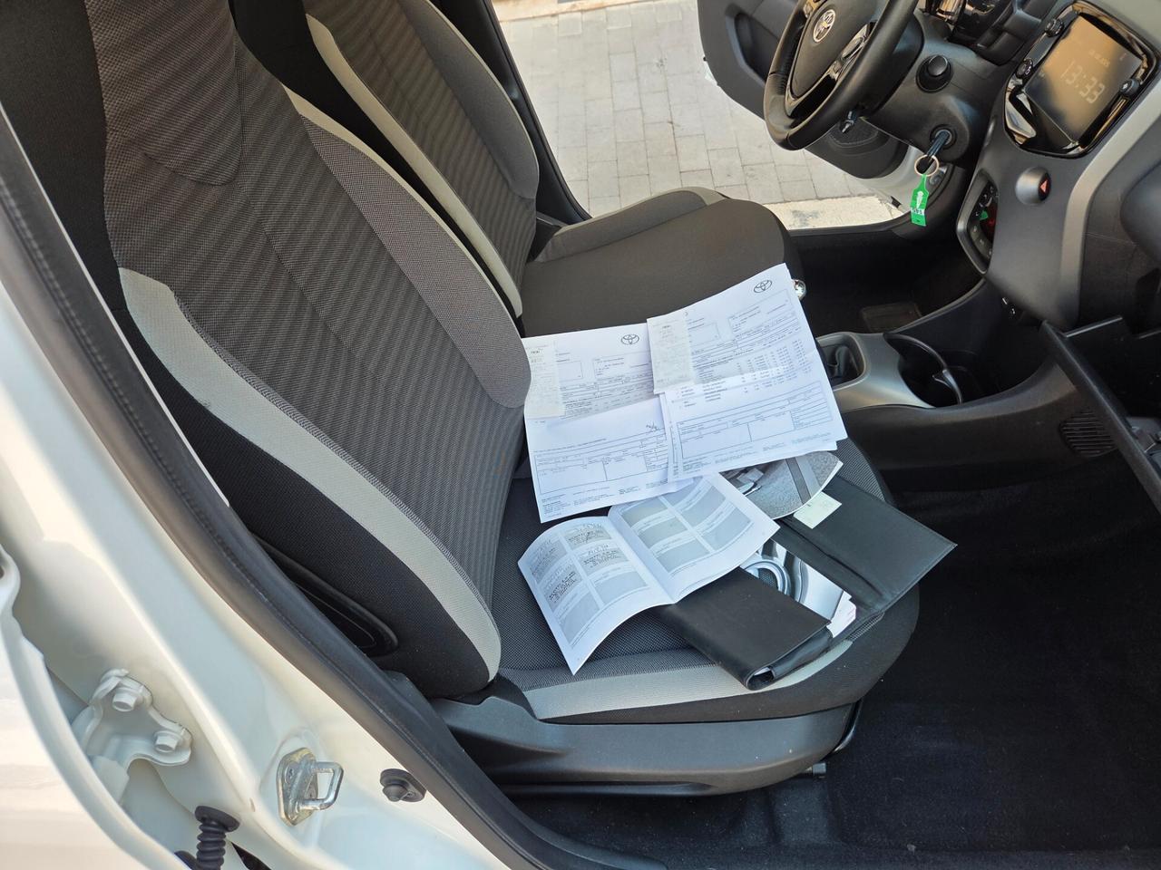 TOYOTA AYGO 1.0 BENZ 72 CV ANNO 2019 SOLI KM 80000 CERTIF