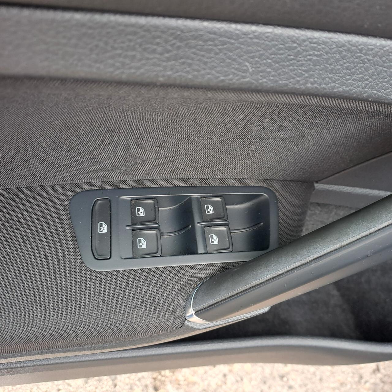 Volkswagen Golf 1.6 Tdi 115cv Highline