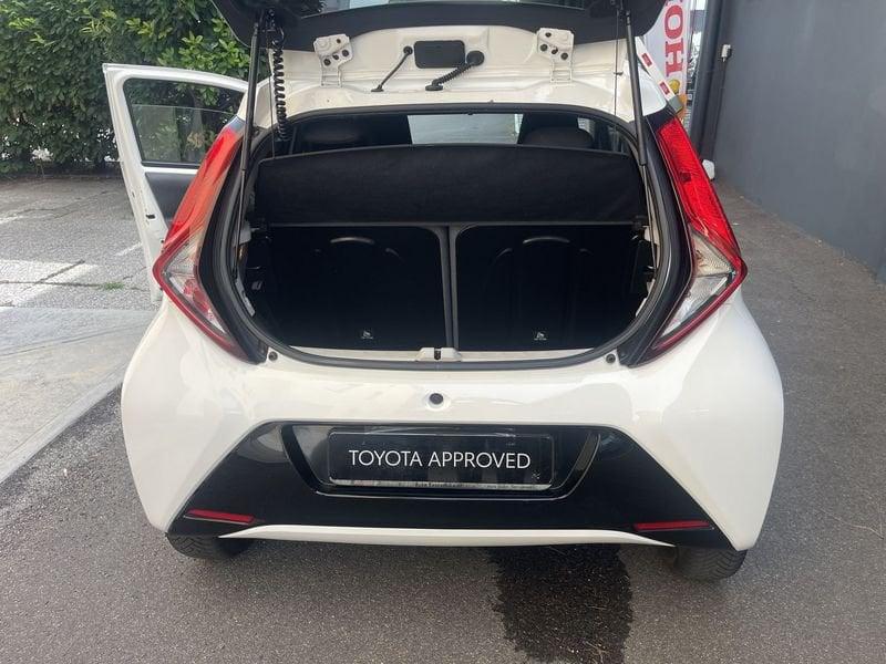 Toyota Aygo 1.0 VVT-i x-clusiv