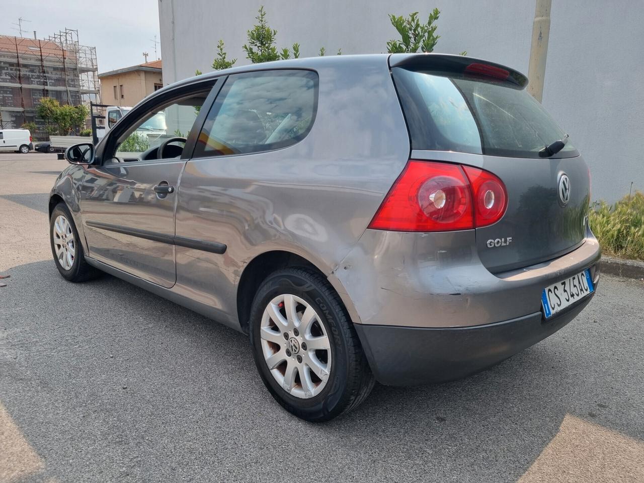 Volkswagen Golf 2.0 16V TDI 3p. Comfortline