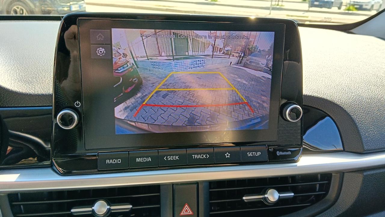 KIA PICANTO 1.0 BENZ-X LINE-AUTO-RETROC