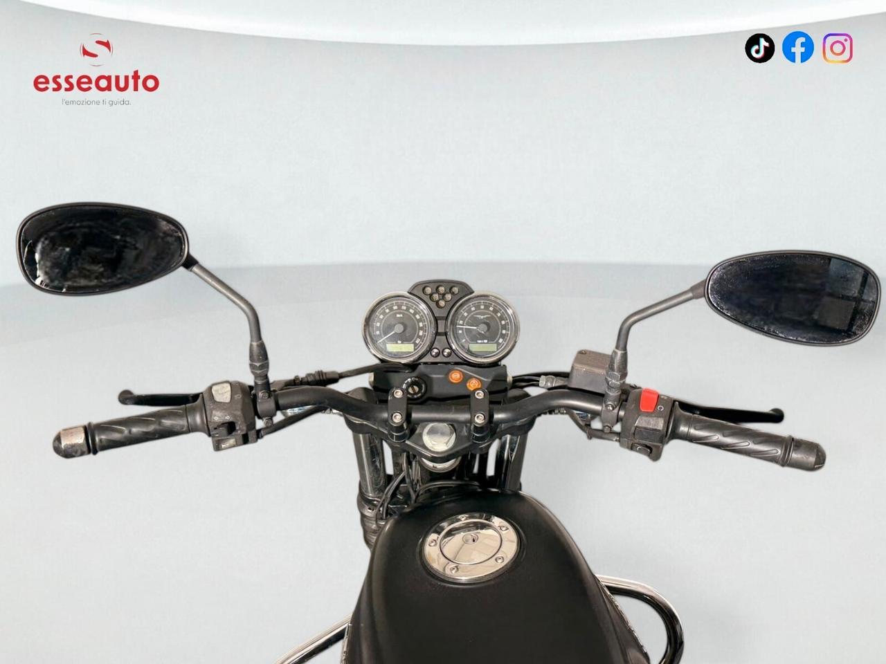 Moto Guzzi V7 II