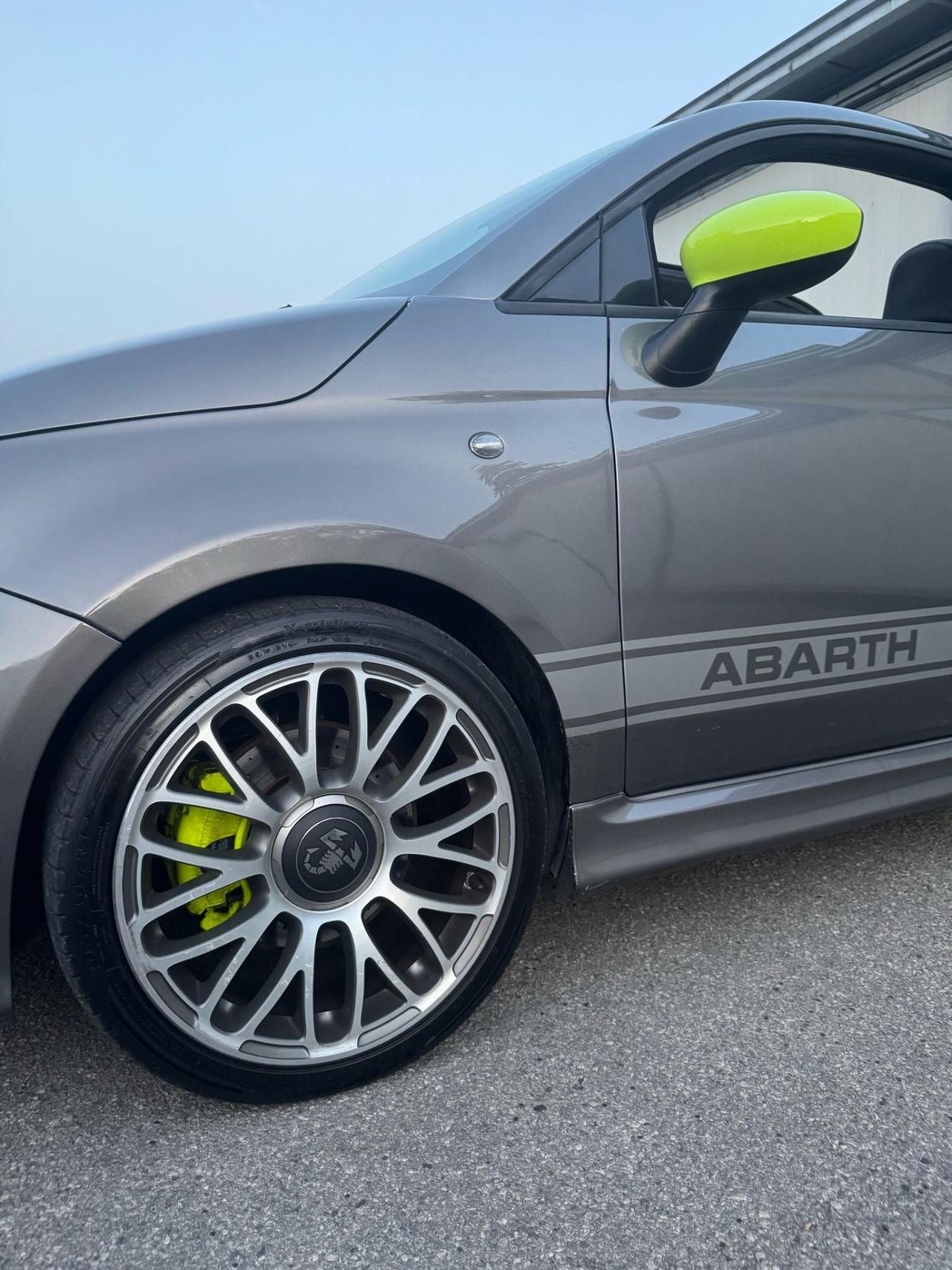Abarth 500 C 1.4 Turbo T-Jet