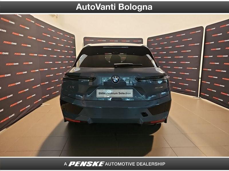 BMW iX iX xDrive50 Pacchetto Sportivo