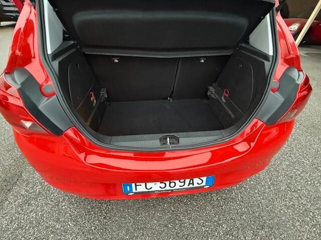 Opel Corsa 1.4 90CV GPL Tech 5 porte b-Color adatta neo-patentati