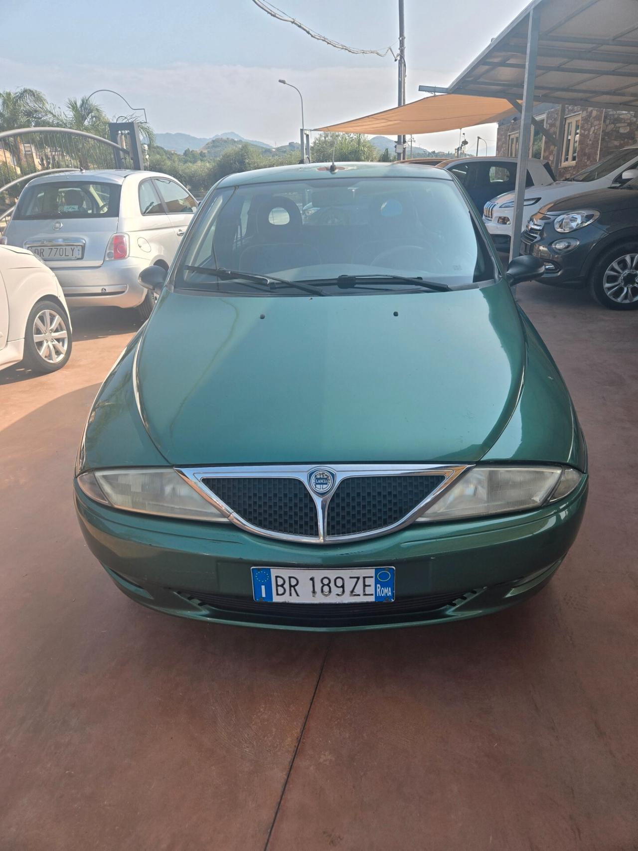 Lancia Y 1.2i 16V cat Elefantino Rosso