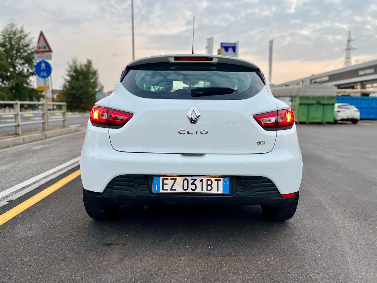 Renault Clio 1.5 dci 75cv 5p Costume National