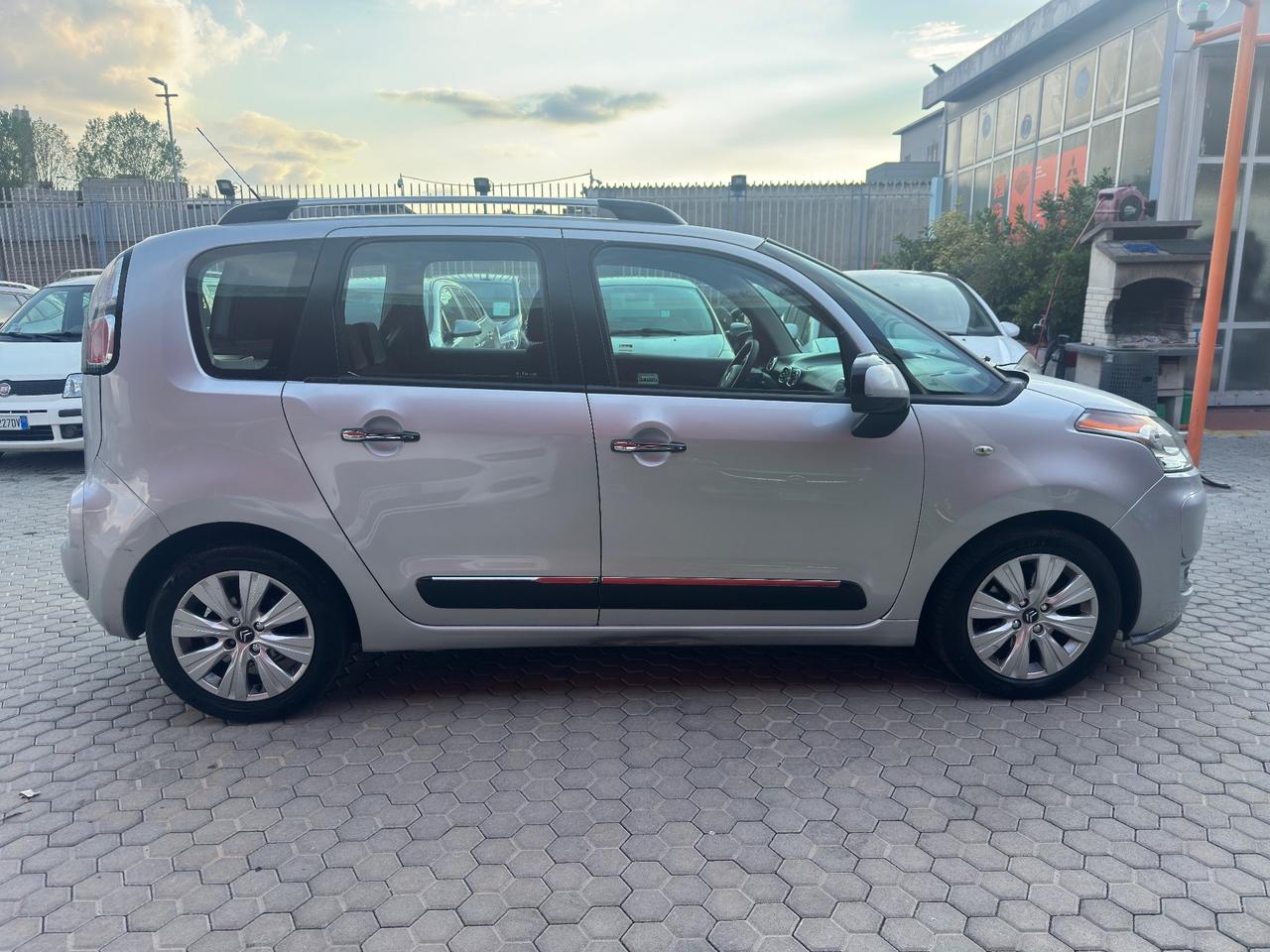 Citroen C3 Picasso ADATTA A NEOPATENTATI 1.6 VTi 120 Exclusive Style
