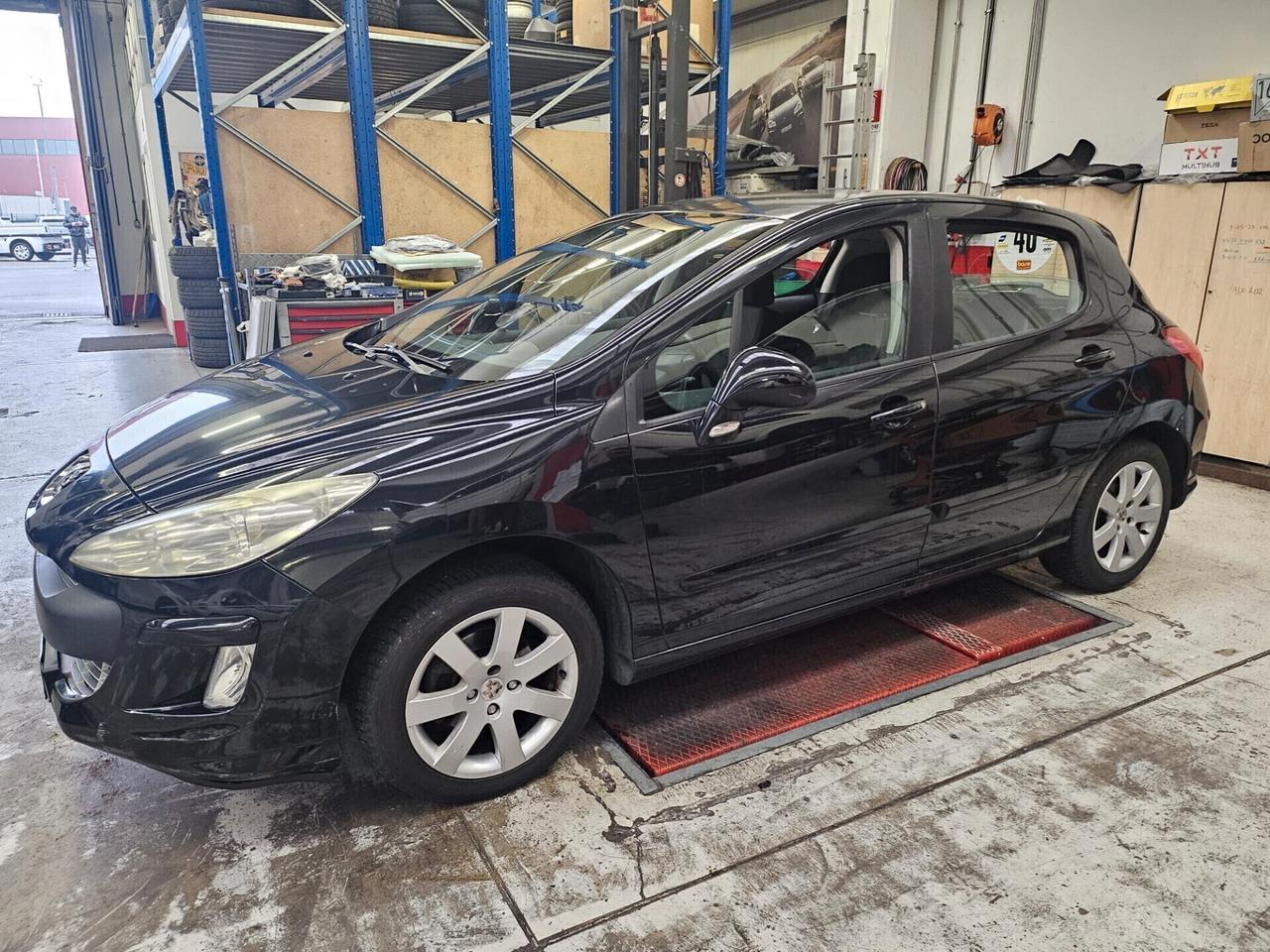 Peugeot 308 1.6 VTi 120CV 5p. Tecno