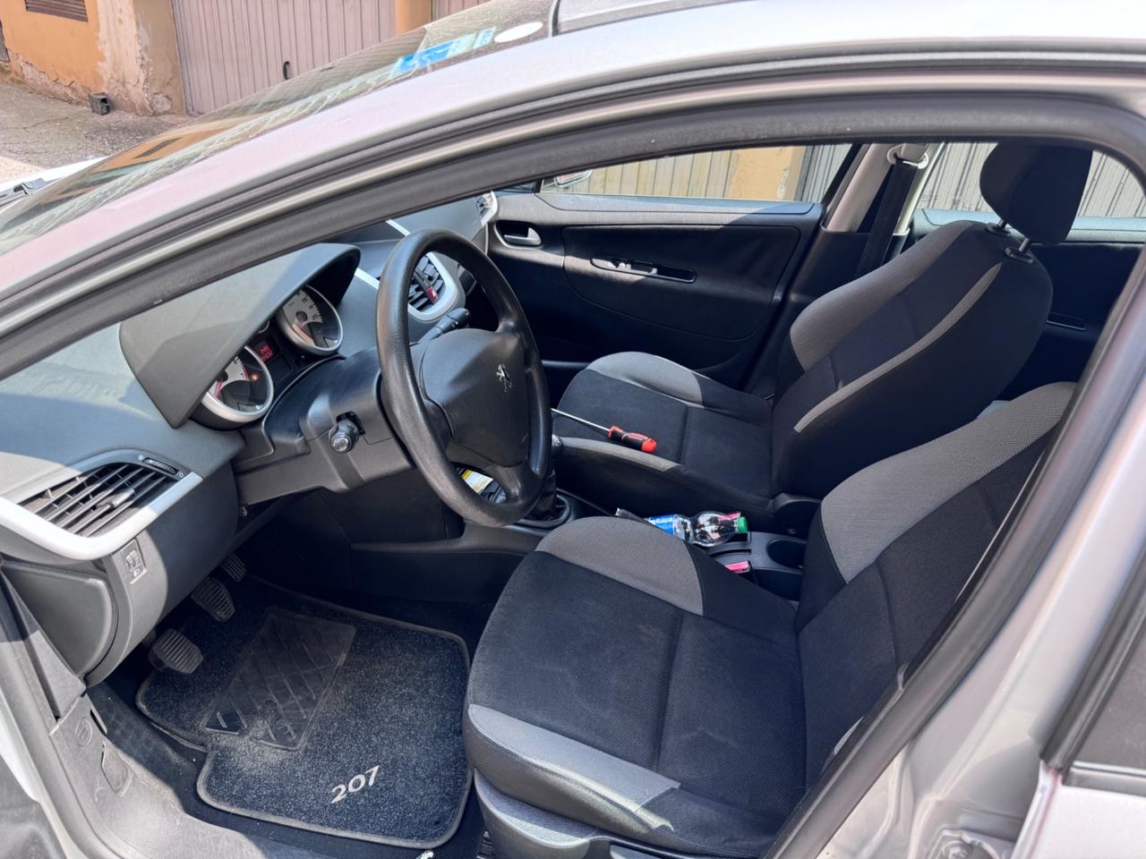 Peugeot 207 1.4 VTi 95CV 5p. Energie