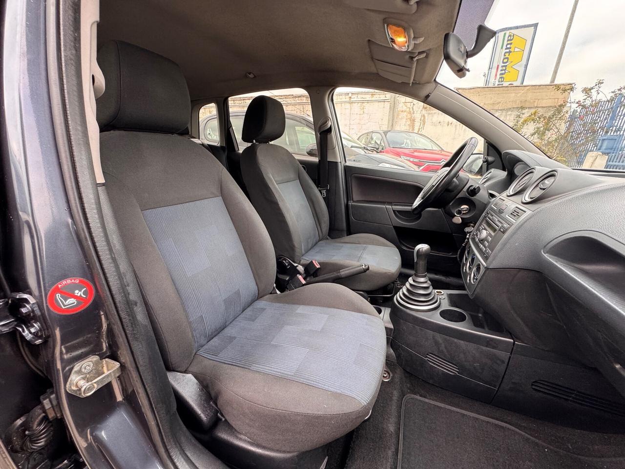 Ford Fiesta 1.4 TDCi 5p. Titanium