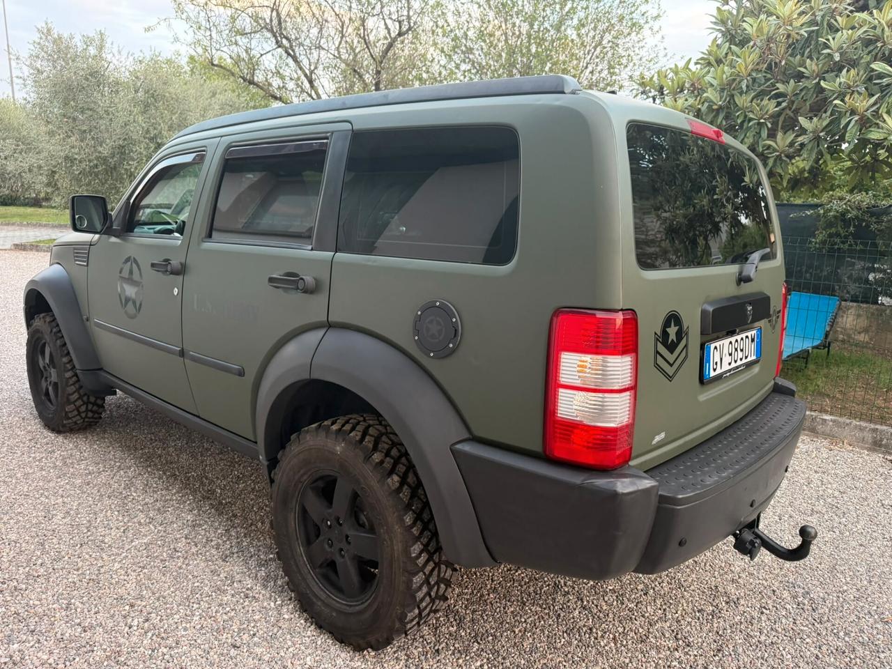 Dodge Nitro 2.8 CRD Automatico – Assetto Rialzato – 3 Set Ruote – Gancio Traino