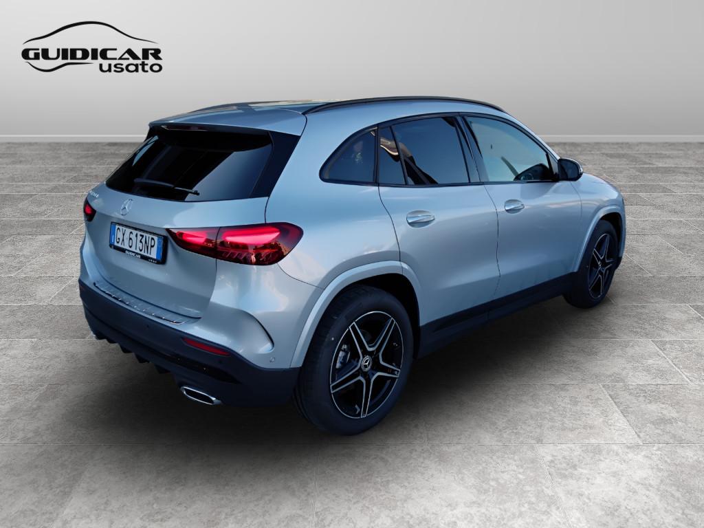 Mercedes-Benz GLA-H247 2023 - GLA 180 d AMG Line Advanced Plus auto