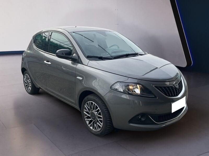 Lancia Ypsilon III 2021 1.0 firefly hybrid Gold s&s 70cv