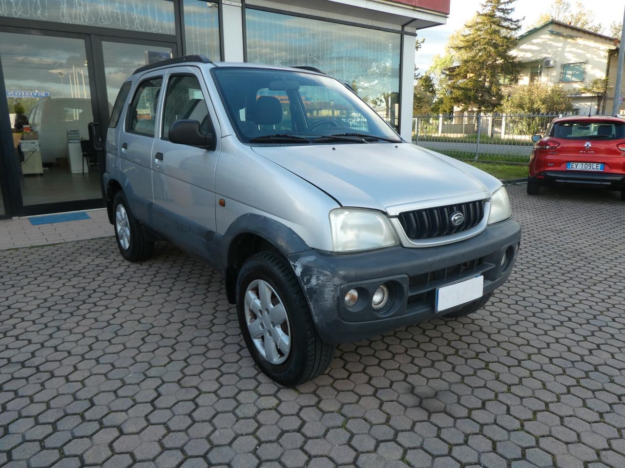 Daihatsu Terios 1.3i 16V cat 4WD SX OK NEOPATENTATI