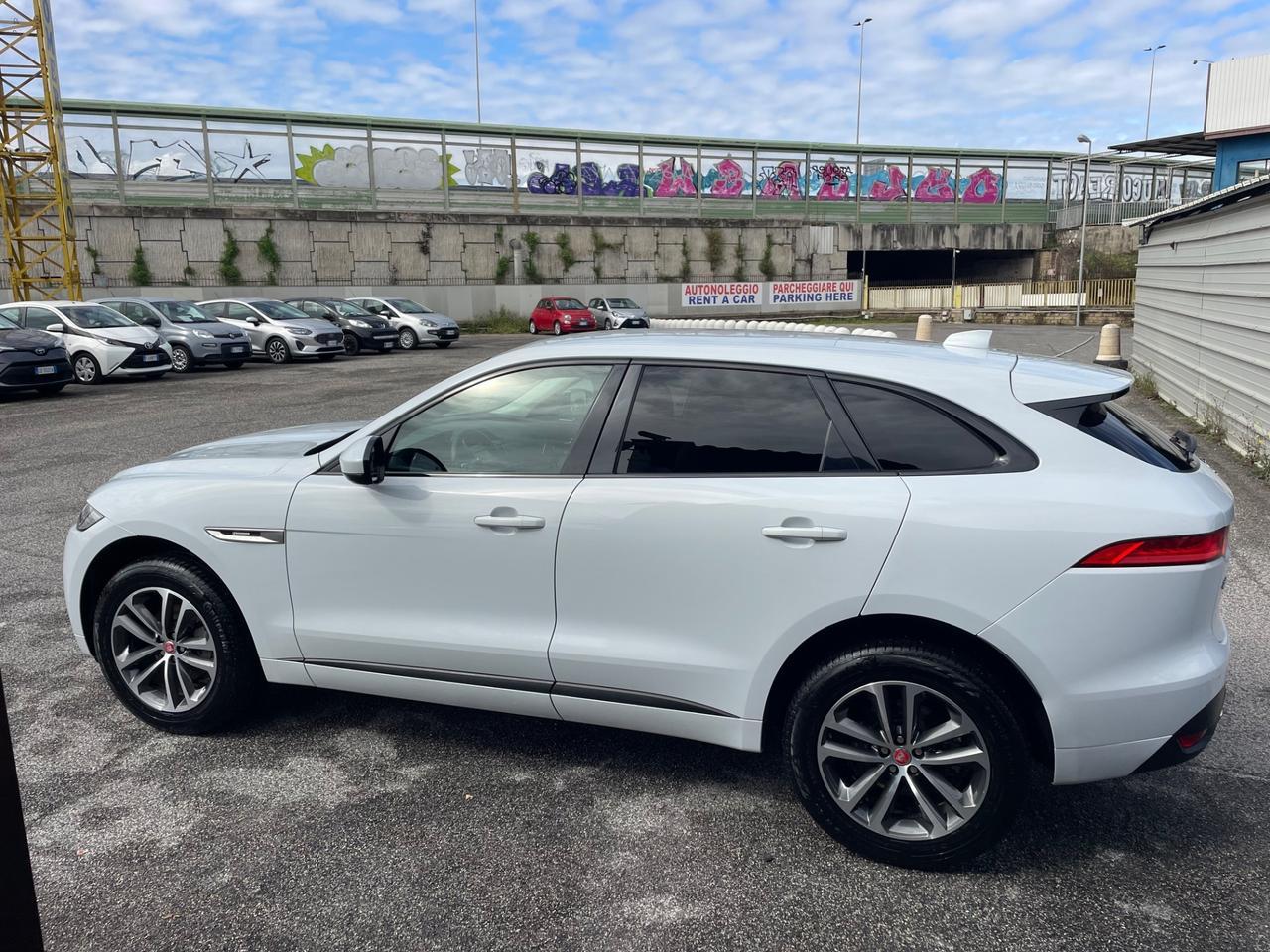 Jaguar F-Pace 2.0 D 180 CV AWD aut. R-Sport GARANZIA