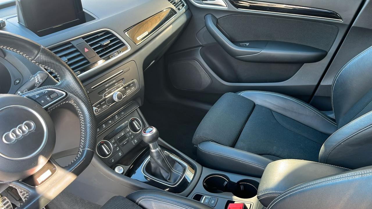 Audi Q3 2.0 TDI 150 CV S line Edition