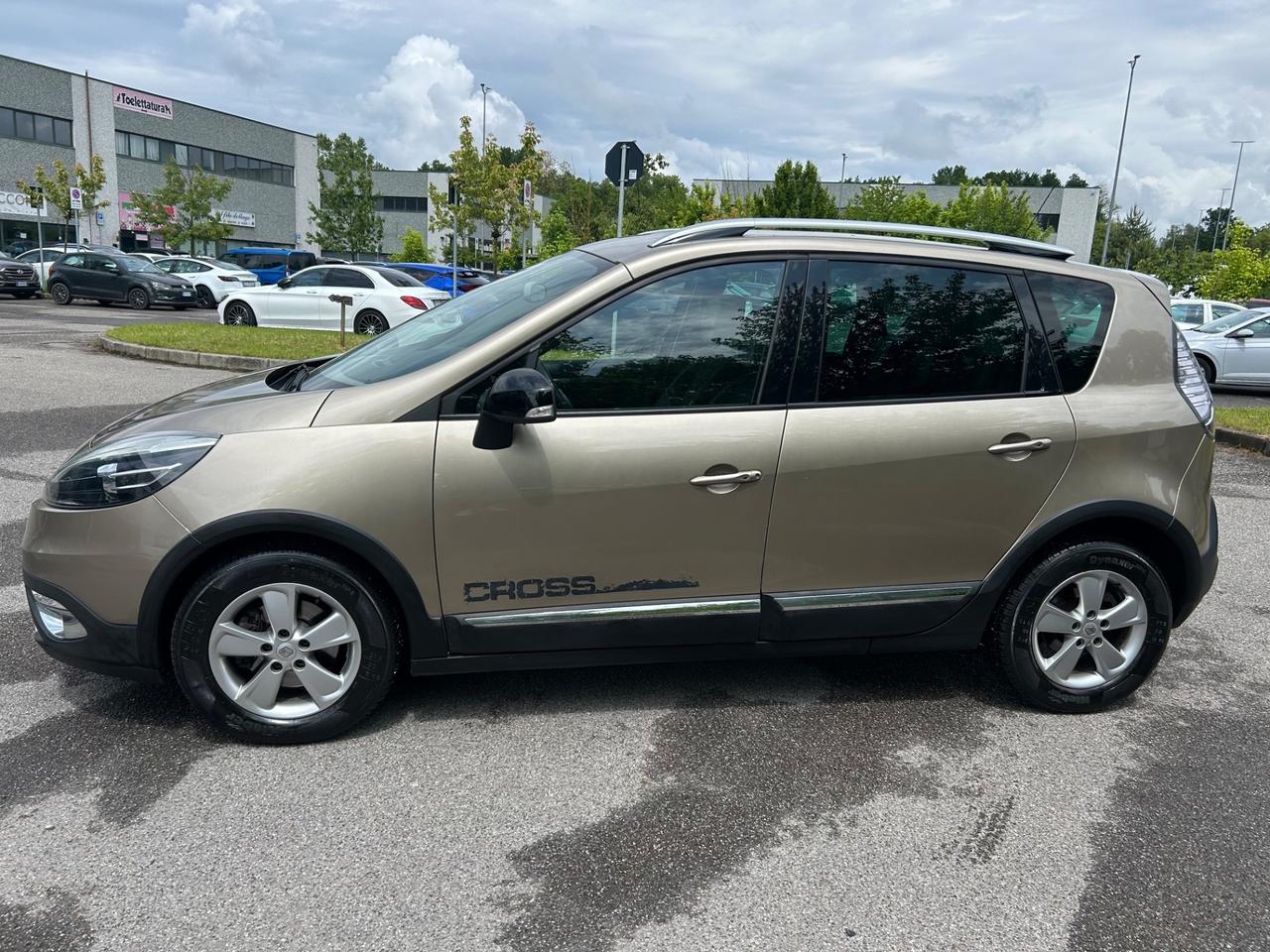 Renault Scenic Scénic XMod Cross 1.5 dCi 110CV Energy*Neo patentati