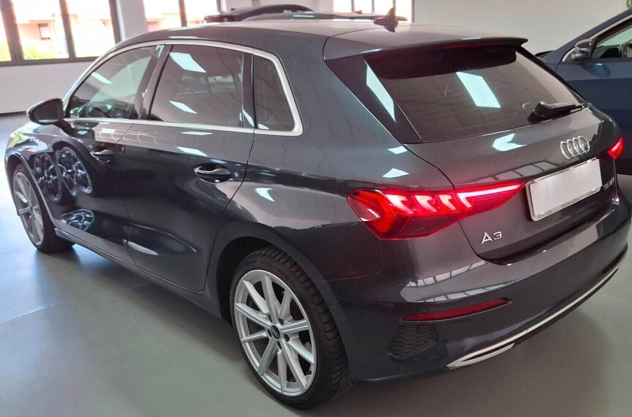 Audi A3 SPB 35 TFSI S line edition Fari full led