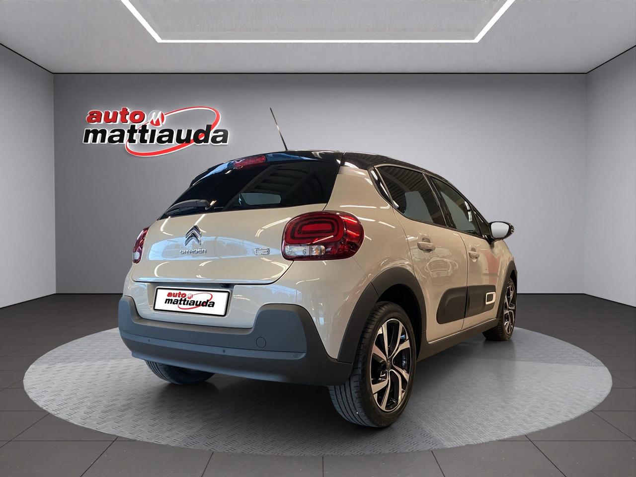 Citroen C3 1.2 puretech Shine Pack s&s 110cv eat6