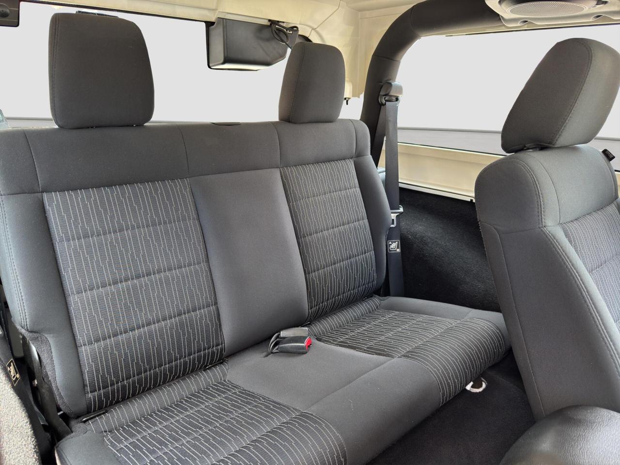 Jeep Wrangler 2.8 200cv crd Sahara automatica Tetto 2011