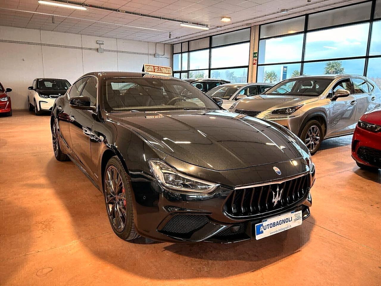 Maserati Ghibli GRANSPORT L4 330 CV MHEV 26000 km