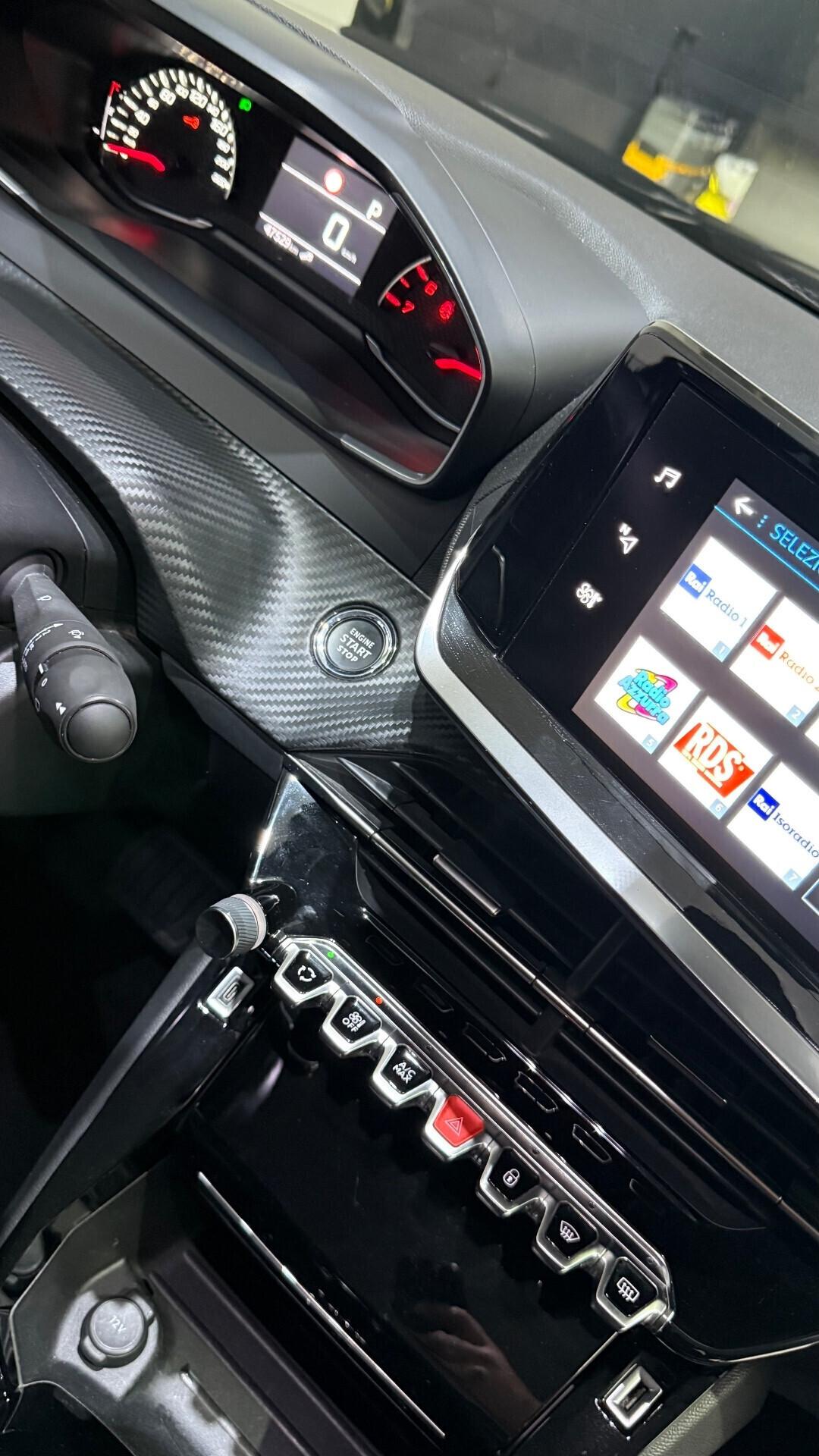 Peugeot 2008 BlueHDi 130 (VENDUTA)