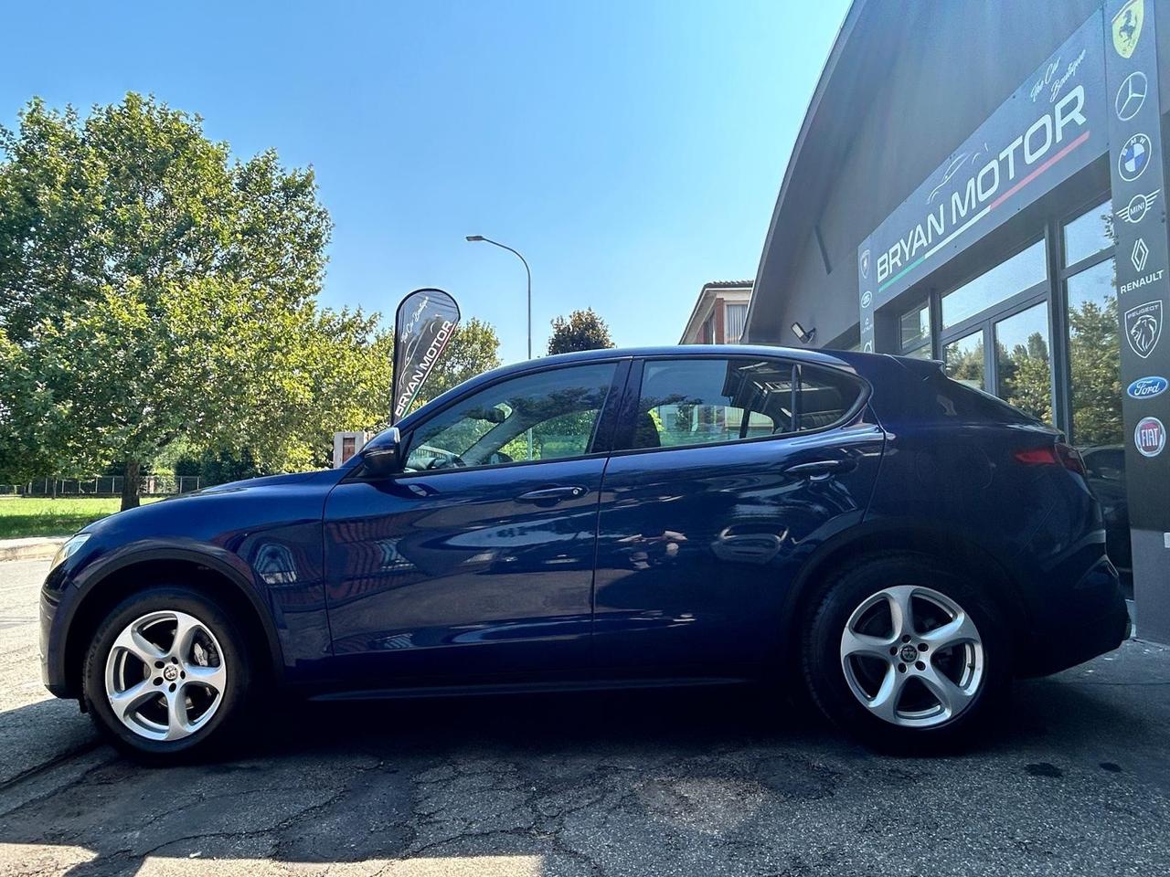 Alfa Romeo Stelvio 2.2 Turbodiesel 180 CV AT8 Q4 Super