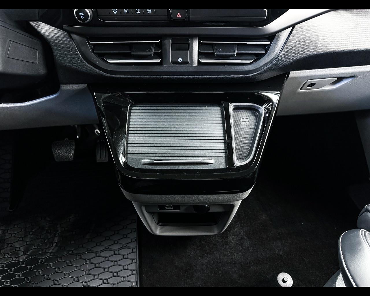 FORD Tourneo Custom 2ªs - Tourneo Custom 320 2.0 EcoBlue 170CV aut. PC Titanium