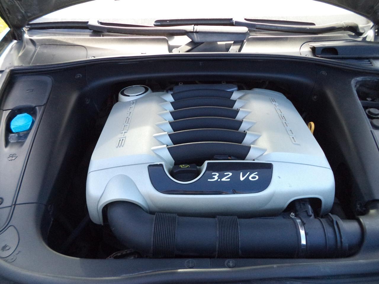 Porsche Cayenne 3.2 V6 cat CAMBIO MANUALE X EXPORT