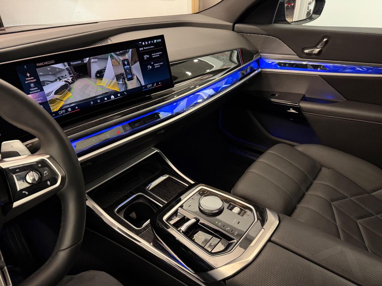 BMW 740d xDrive Msport Pro iva esposta