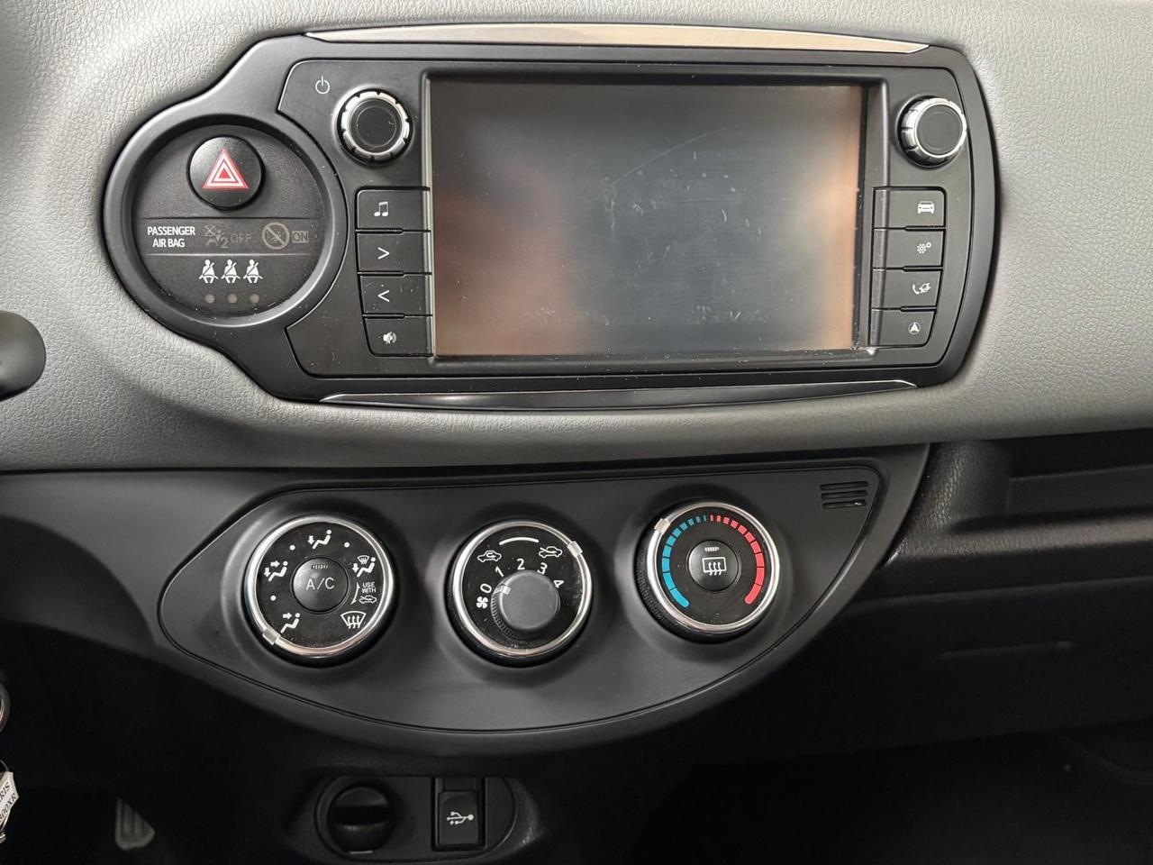 Toyota Yaris 1.3 5 porte Lounge