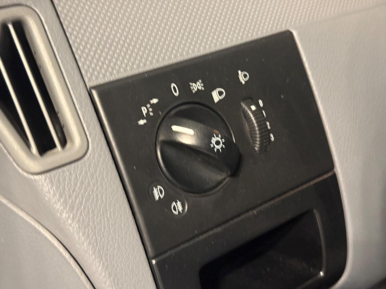 Mercedes-benz Vito 111 CDI 195.000KM 3 POSTI