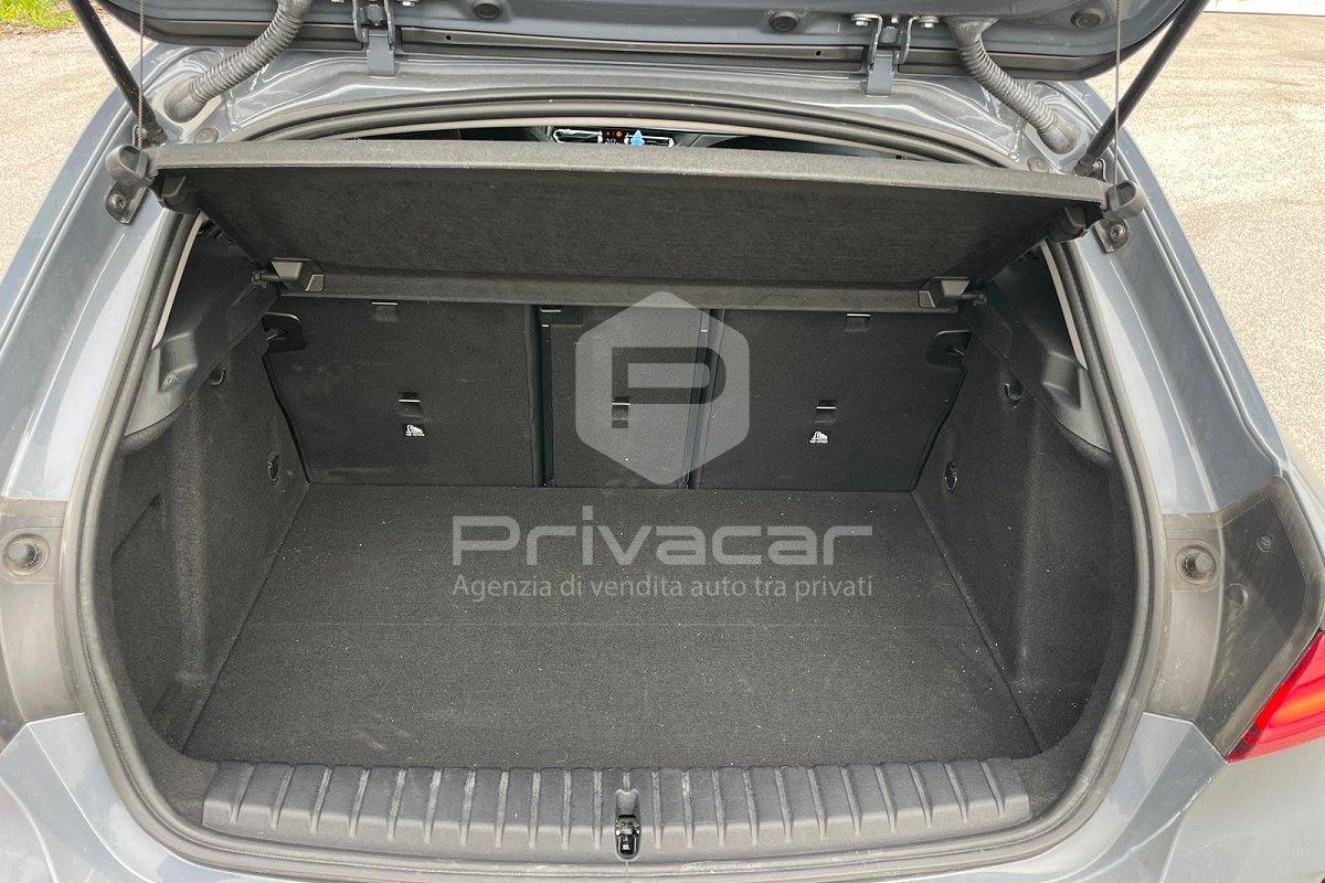 BMW 118d 5p. Advantage