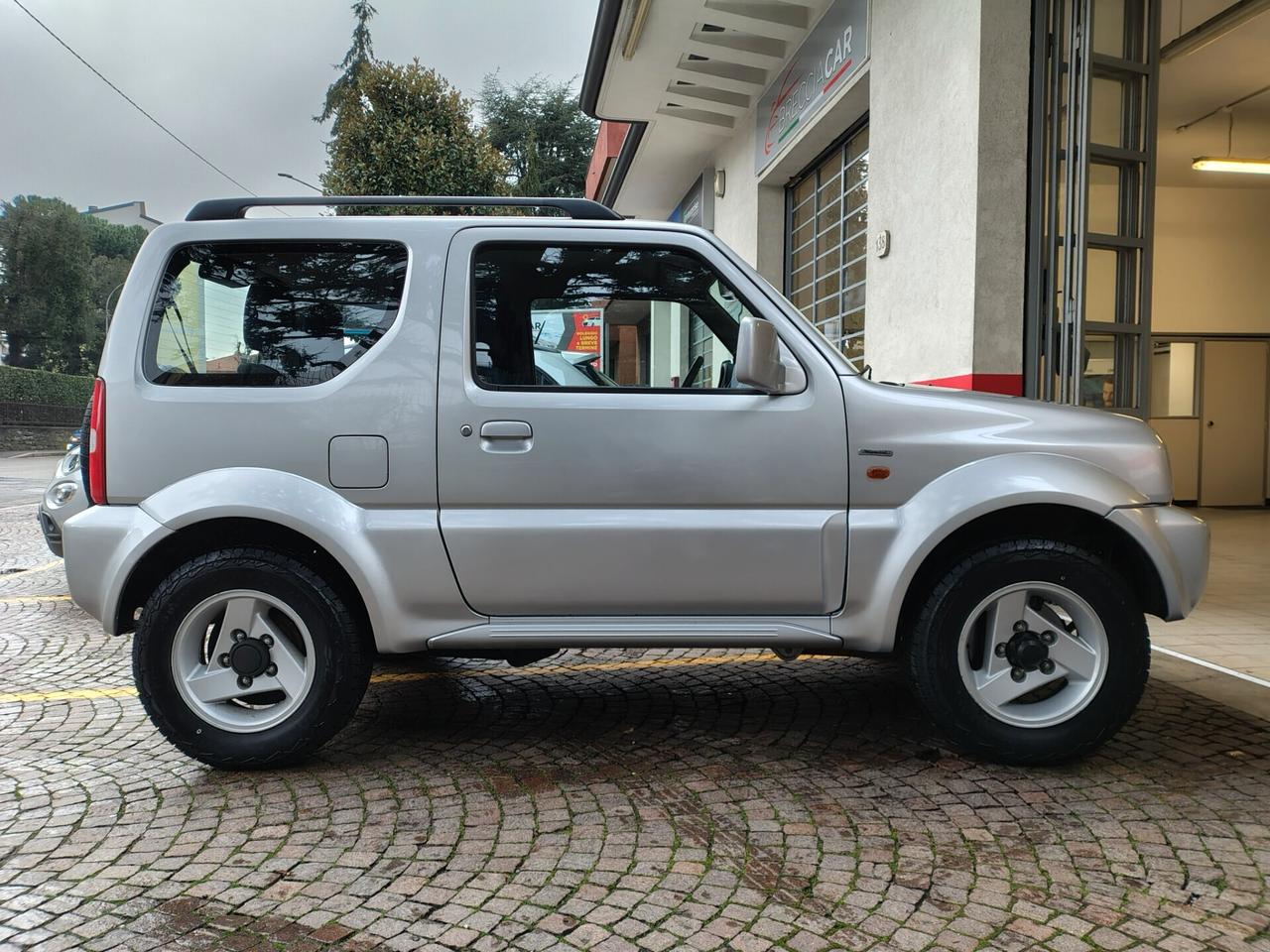 Suzuki Jimny 1.3i 16V cat 4WD JLX Special